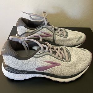 NEW Brooks Women’s Adrenaline GTS 20 Road Running Shoes Grey/White Size 8.0 B